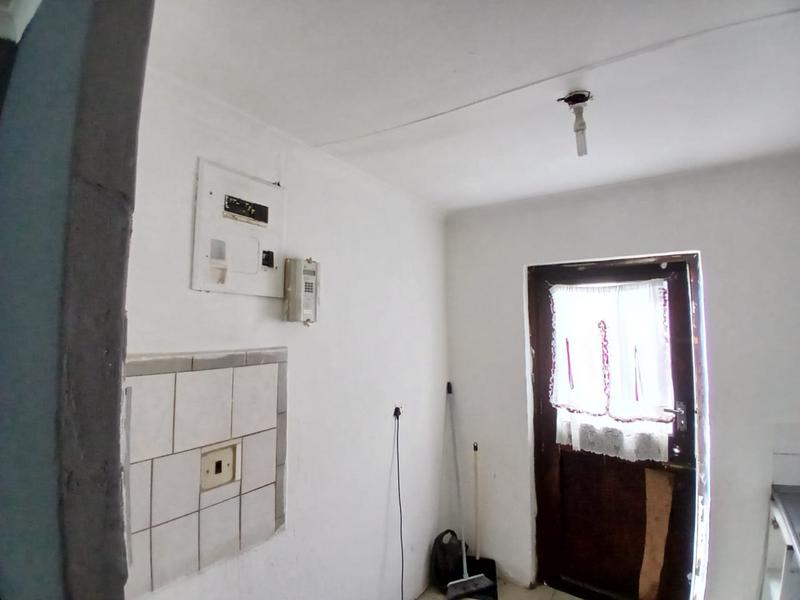 4 Bedroom Property for Sale in Lentegeur Western Cape